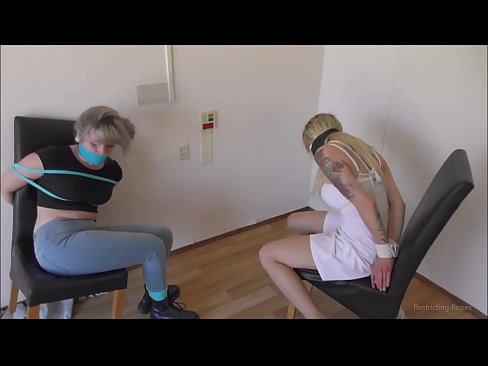 ❤️ צוגעבונדן / צוגעבונדן און געגאסען / מיידל אין נויט ️ האָמעמאַדע פּאָרן ביי אונדז ❤
