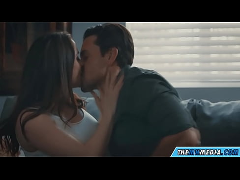 ❤️ ראָמאַנטיש געשלעכט מיט אַ גוט באַסטי מאָם ️ האָמעמאַדע פּאָרן ביי אונדז ❤